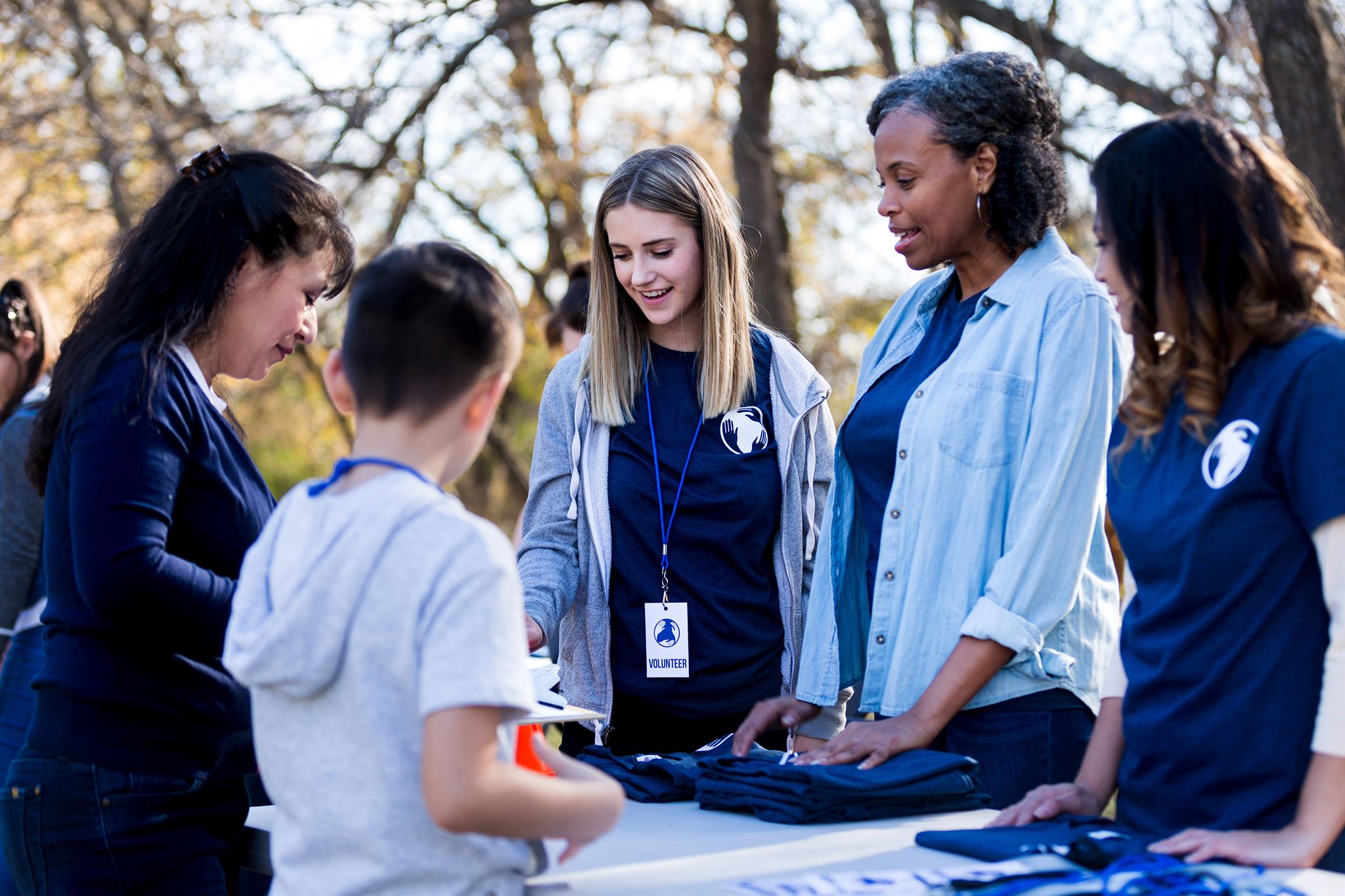Students volunteering in community service